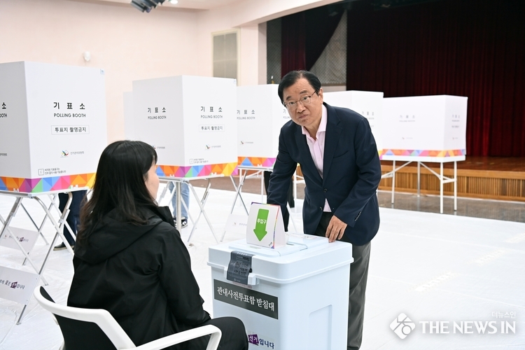 이현재 하남시장, 제21대 대선 사전투표… “소중한 한 표 꼭 행사하세요”