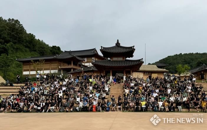 '안동선비순례길과 안동국제컨벤션센터를 무대로 한 제3회 슈퍼하이킹' 전국 500명의 백패커들과 함께 성공적으로 마무리